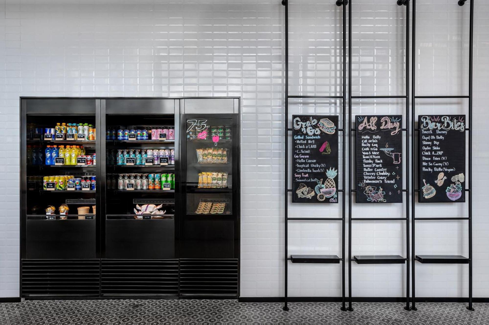 Moxy Bangkok Ratchaprasong Otel Dış mekan fotoğraf