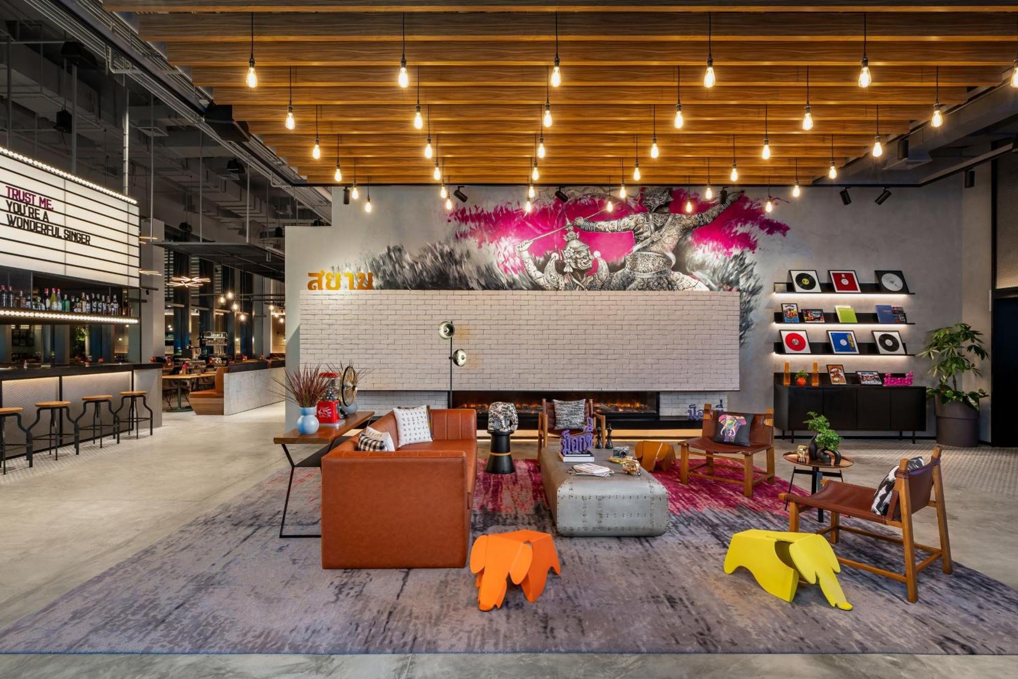 Moxy Bangkok Ratchaprasong Otel Dış mekan fotoğraf