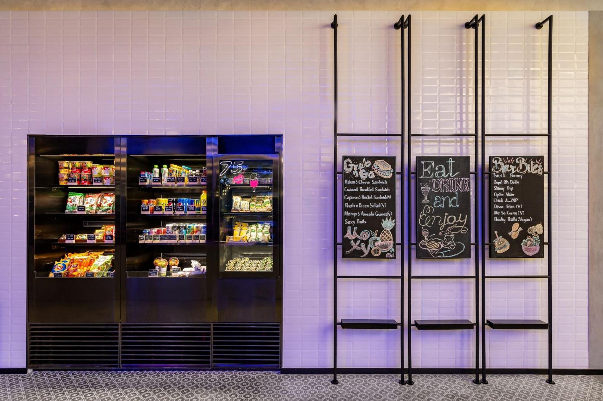 Moxy Bangkok Ratchaprasong Otel Dış mekan fotoğraf