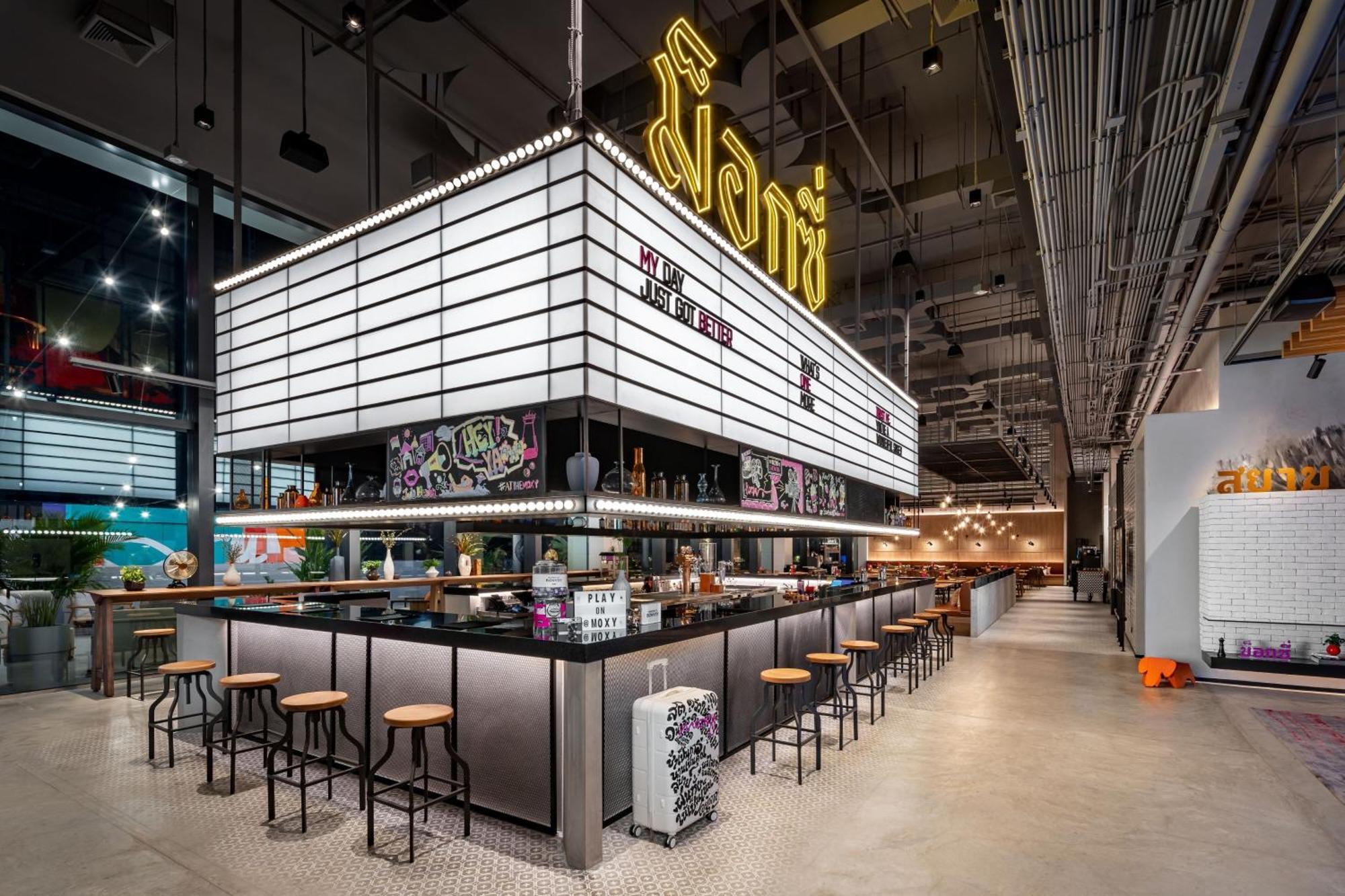 Moxy Bangkok Ratchaprasong Otel Dış mekan fotoğraf