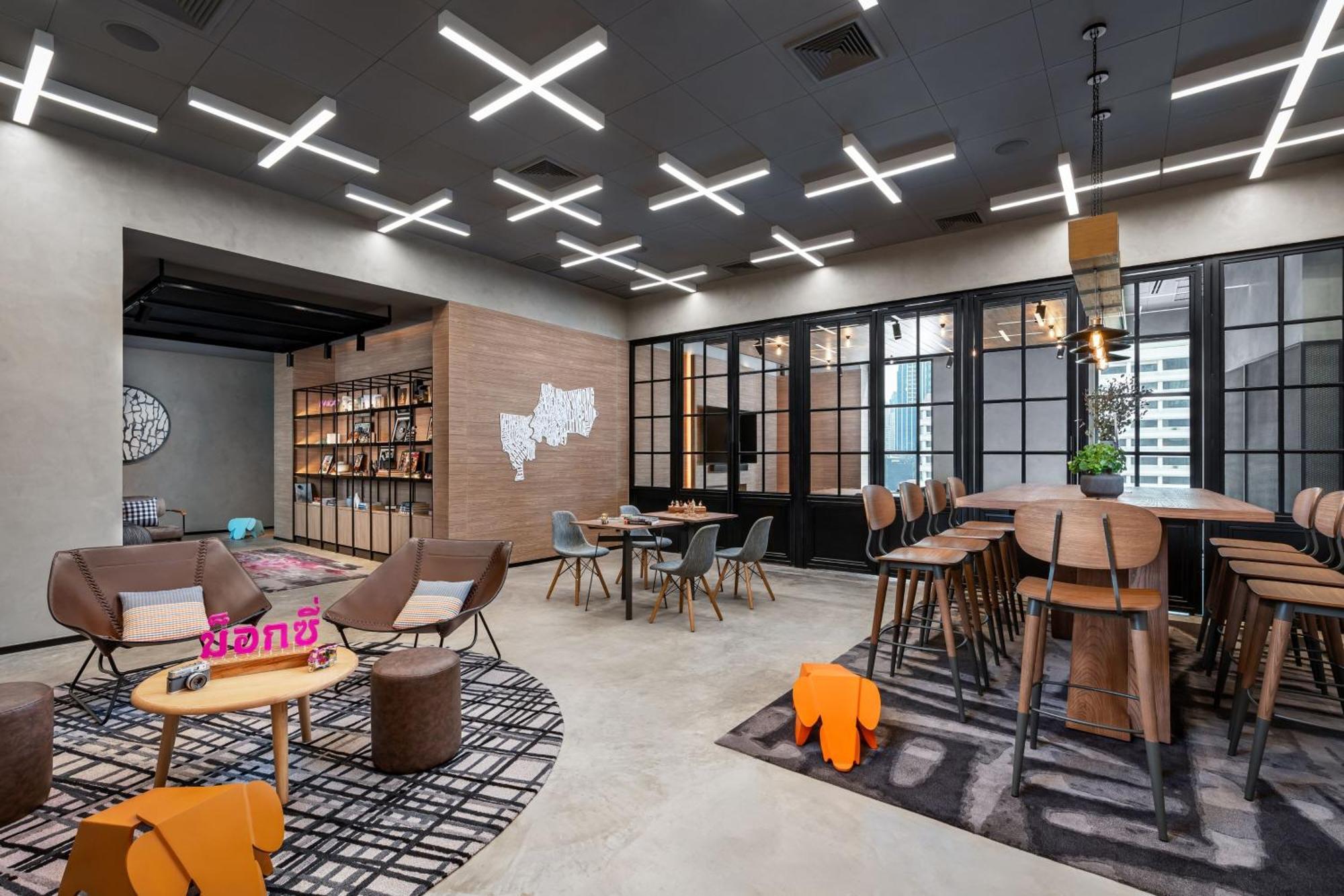 Moxy Bangkok Ratchaprasong Otel Dış mekan fotoğraf